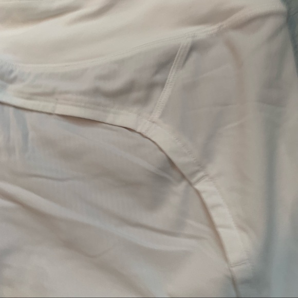LULULEMON - RUN TIMES SHORTS 4”, WHITE, SIZE 4 - Picture 2 of 10